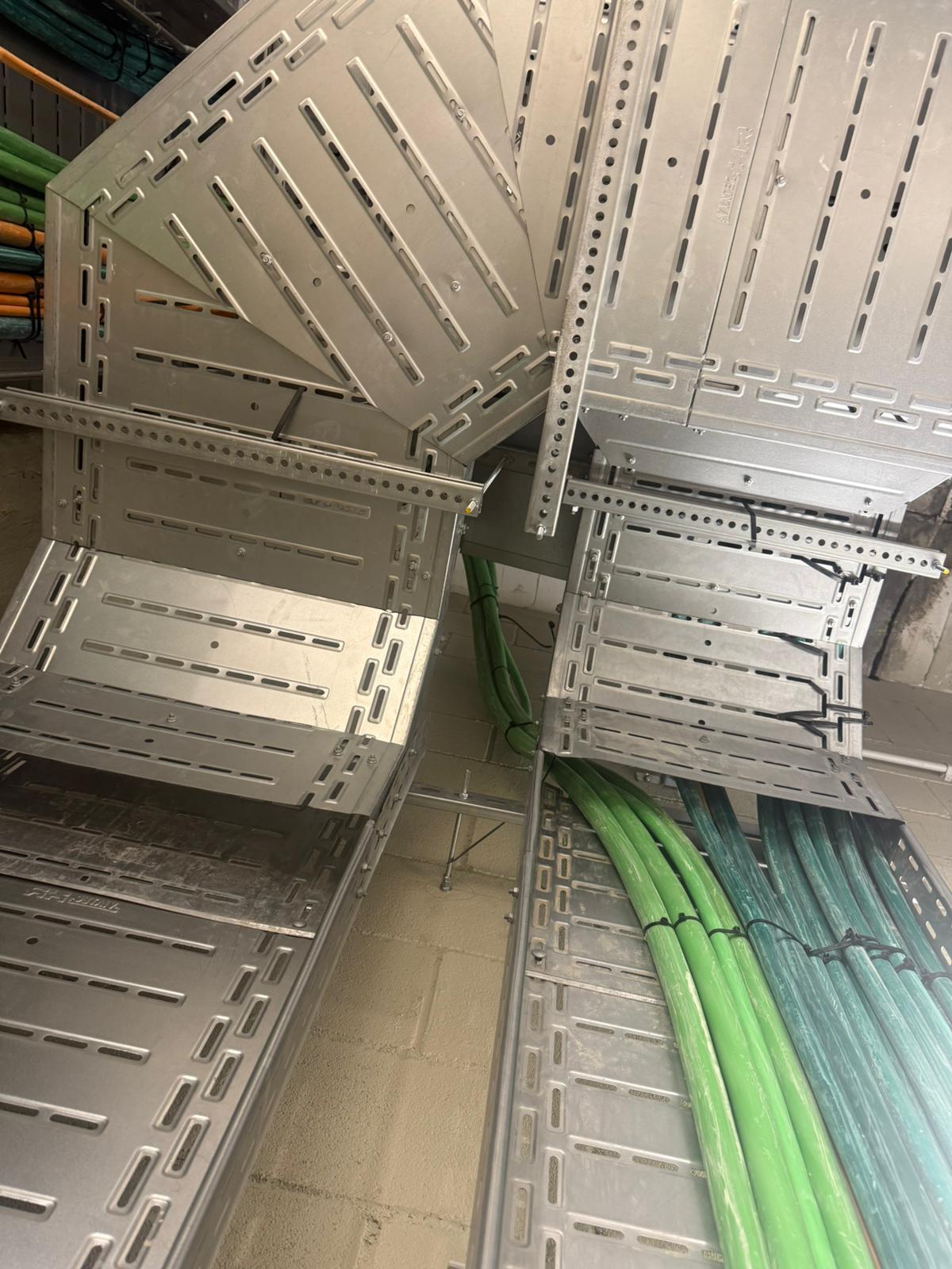Cable containment system